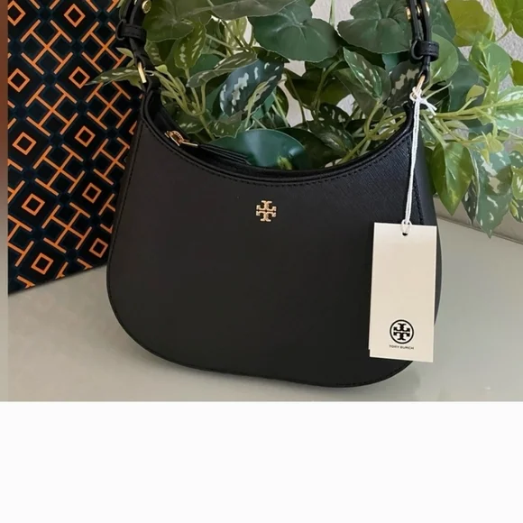 NWT, Tory Burch Emerson Black Shoulder Bag - Picture 1 of 4